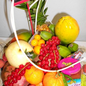 Idée corbeille papaye- ananas -mangue -litchi- confiture 