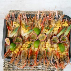 Gambas  grillées à l'ananas et fruit de la passion